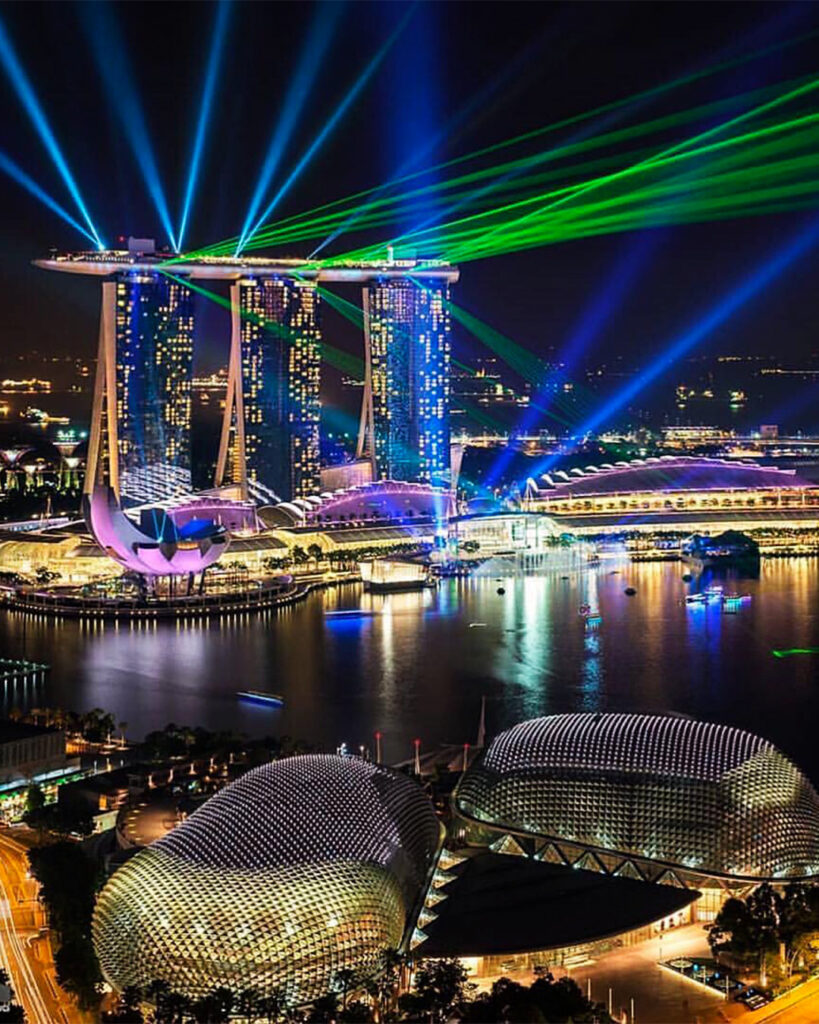 Огни ночного Сингапура